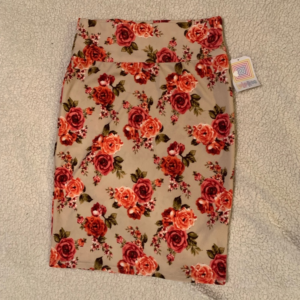 LulaRoe Cassie Skirt